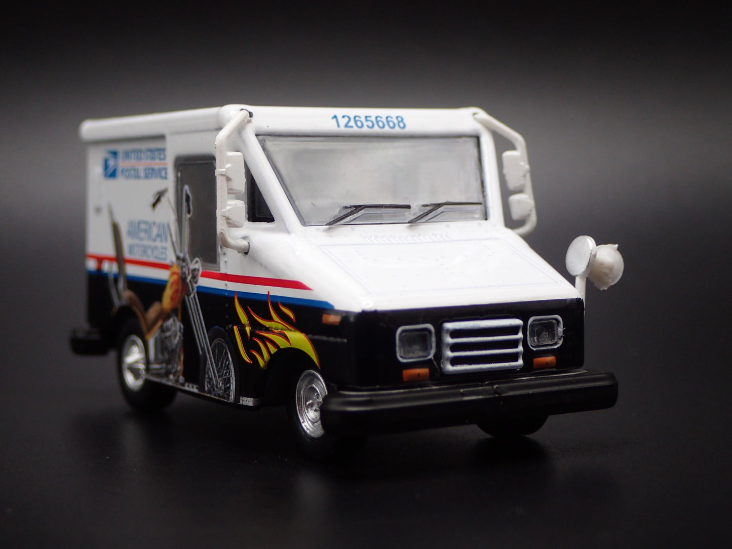 USPS UNITED STATES POSTAL SERVICE DELIVERY TRUCK LLV 1:64 SCALE DIECAST MODEL