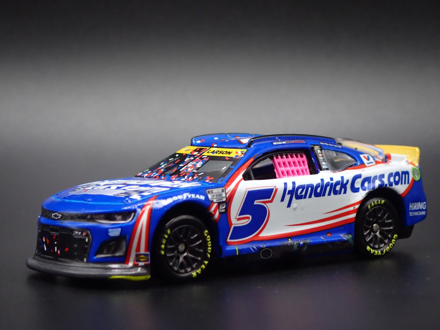 2024 CHEVY CAMARO ZL1 5 KYLE LARSON HENDRICKCARS NASCAR 1:64 DIECAST MODEL CAR