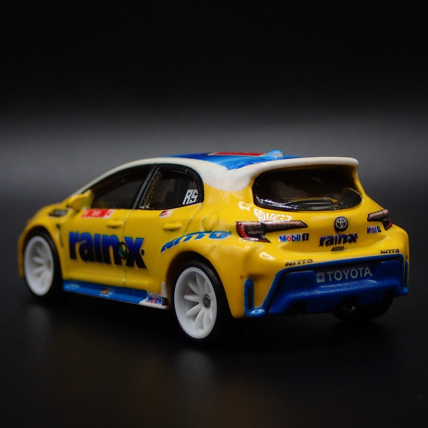 2023-2025 TOYOTA GR COROLLA DRIFT RAIN-X 1/64 SCALE DIORAMA DIECAST MODEL CAR