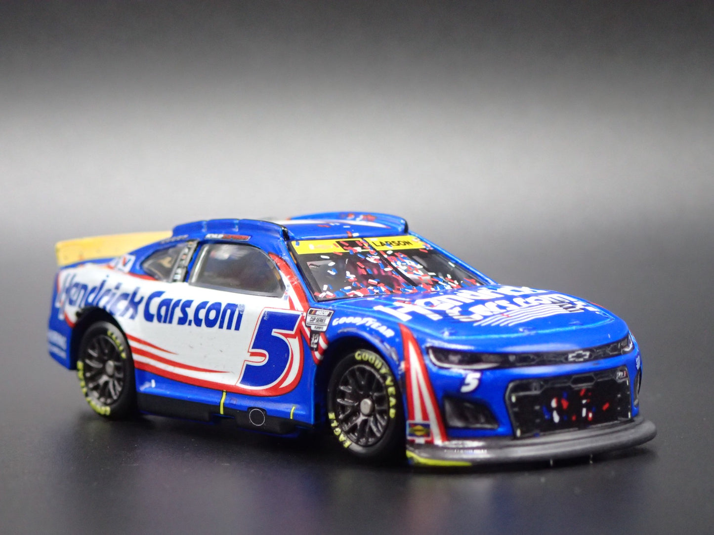 2024 CHEVY CAMARO ZL1 5 KYLE LARSON HENDRICKCARS NASCAR 1:64 DIECAST MODEL CAR