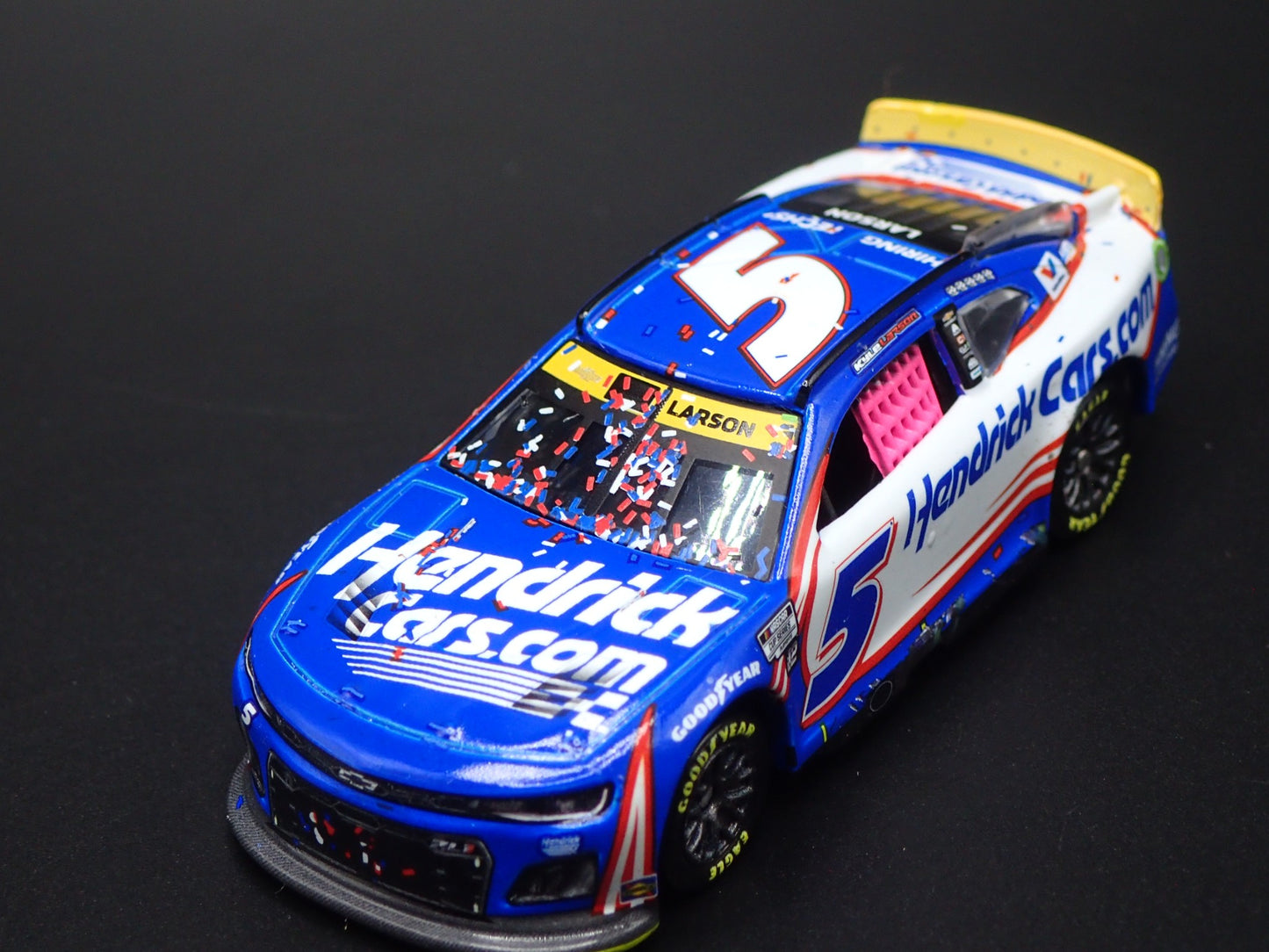 2024 CHEVY CAMARO ZL1 5 KYLE LARSON HENDRICKCARS NASCAR 1:64 DIECAST MODEL CAR