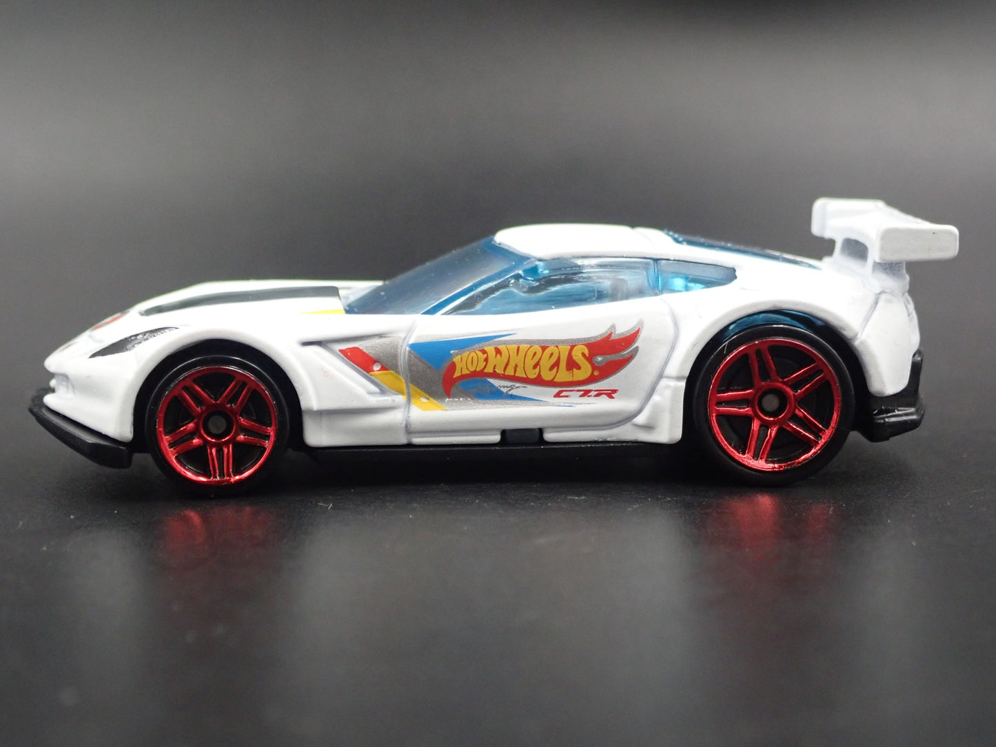 2014-2019 CHEVY CHEVROLET CORVETTE C7R RACE CAR 1:64 SCALE DIECAST MODEL CAR