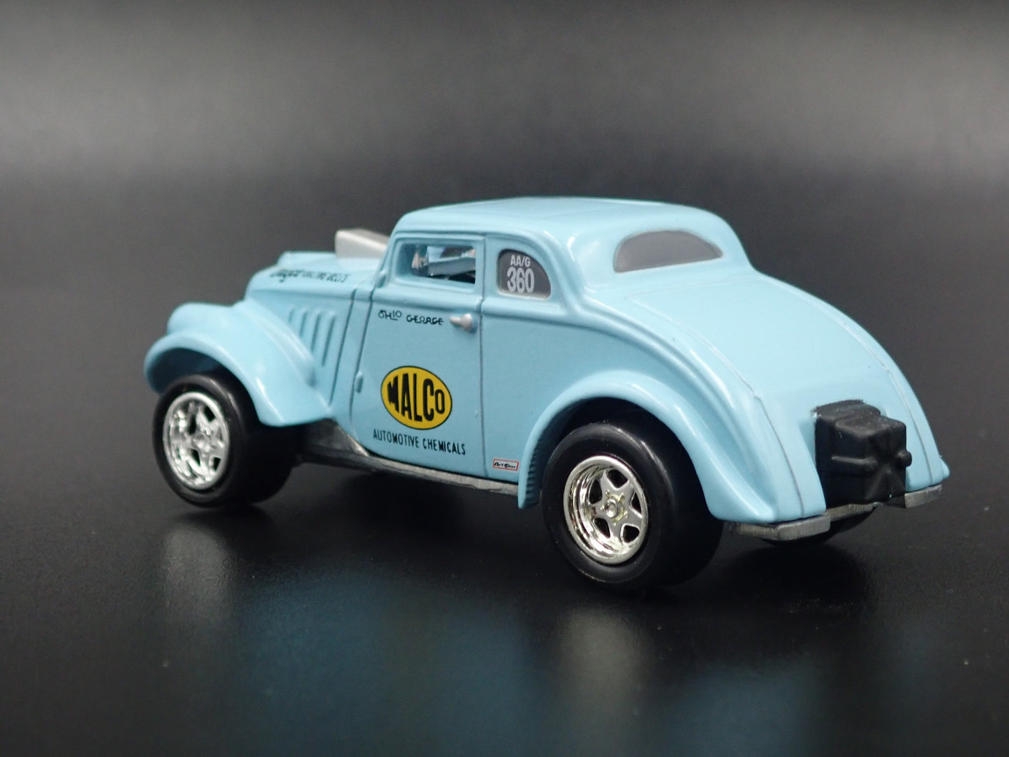 1933 33 WILLYS GASSER COUPE MALCO 1:64 SCALE LIMITED DIORAMA DIECAST MODEL CAR
