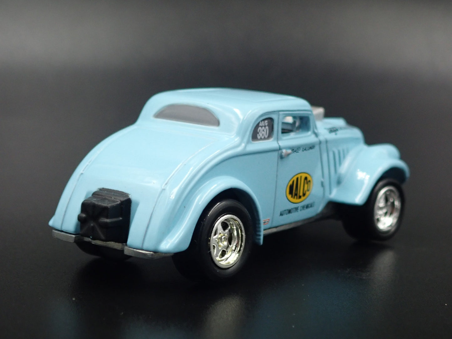 1933 33 WILLYS GASSER COUPE MALCO 1:64 SCALE LIMITED DIORAMA DIECAST MODEL CAR