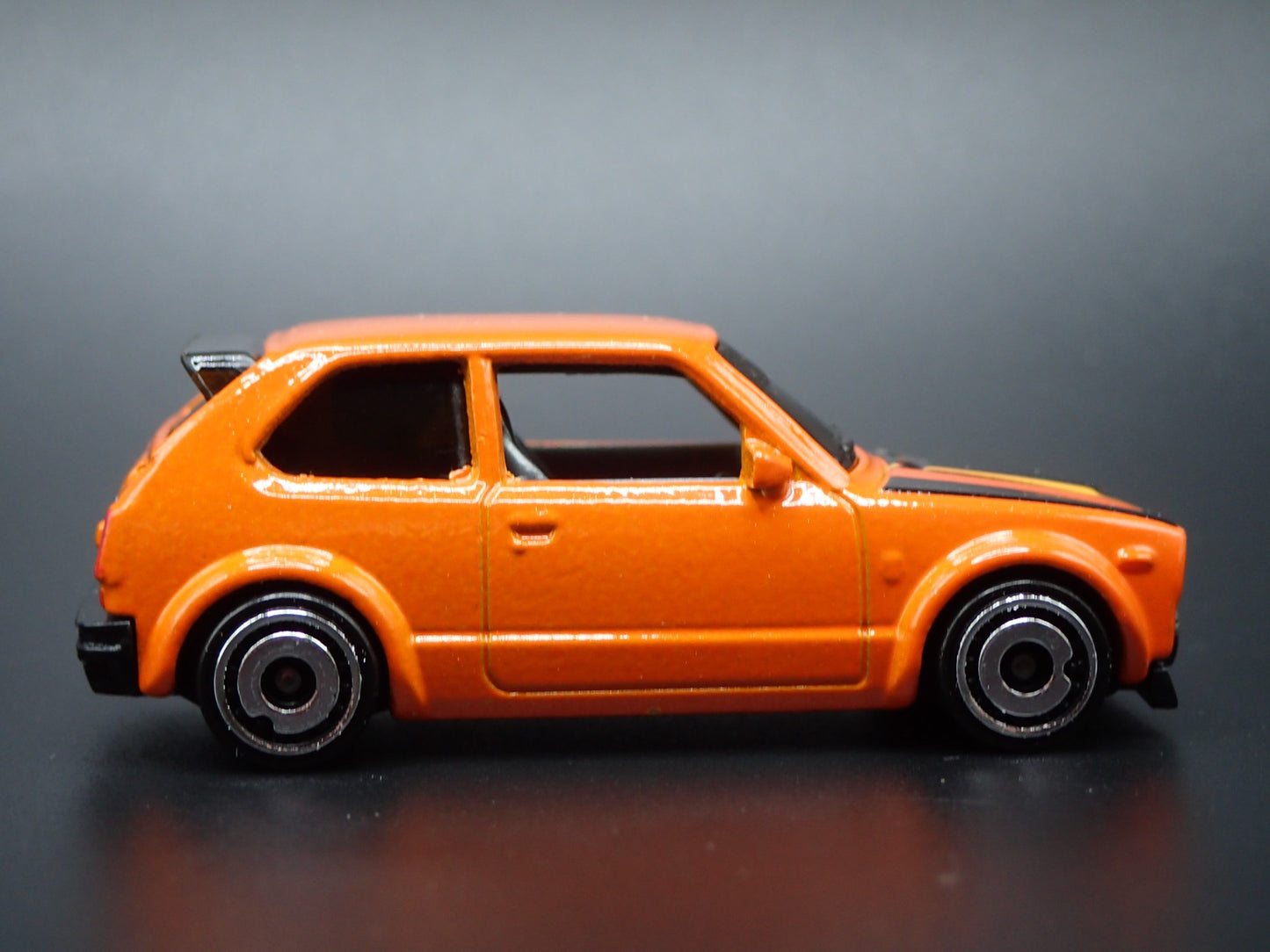 1973-1978 HONDA CIVIC CUSTOM ORANGE 1:64 SCALE COLLECTIBLE DIECAST MODEL CAR