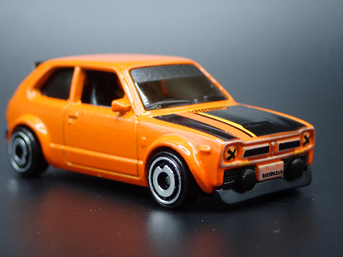 1973-1978 HONDA CIVIC CUSTOM ORANGE 1:64 SCALE COLLECTIBLE DIECAST MODEL CAR