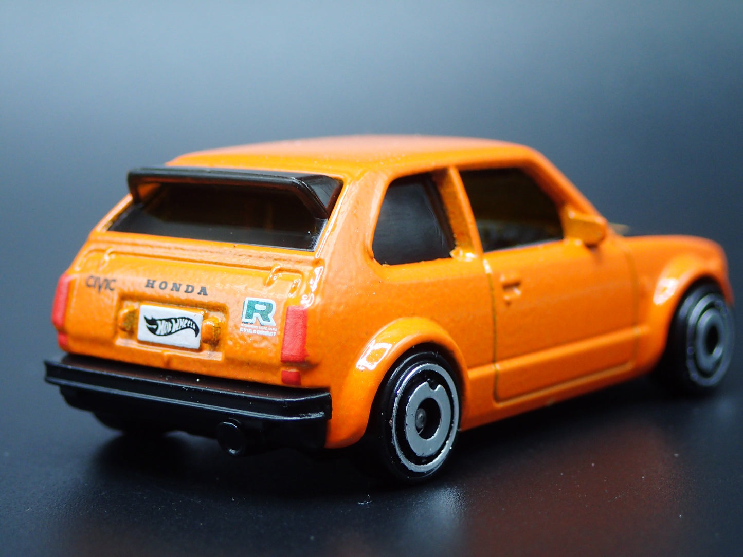 1973-1978 HONDA CIVIC CUSTOM ORANGE 1:64 SCALE COLLECTIBLE DIECAST MODEL CAR