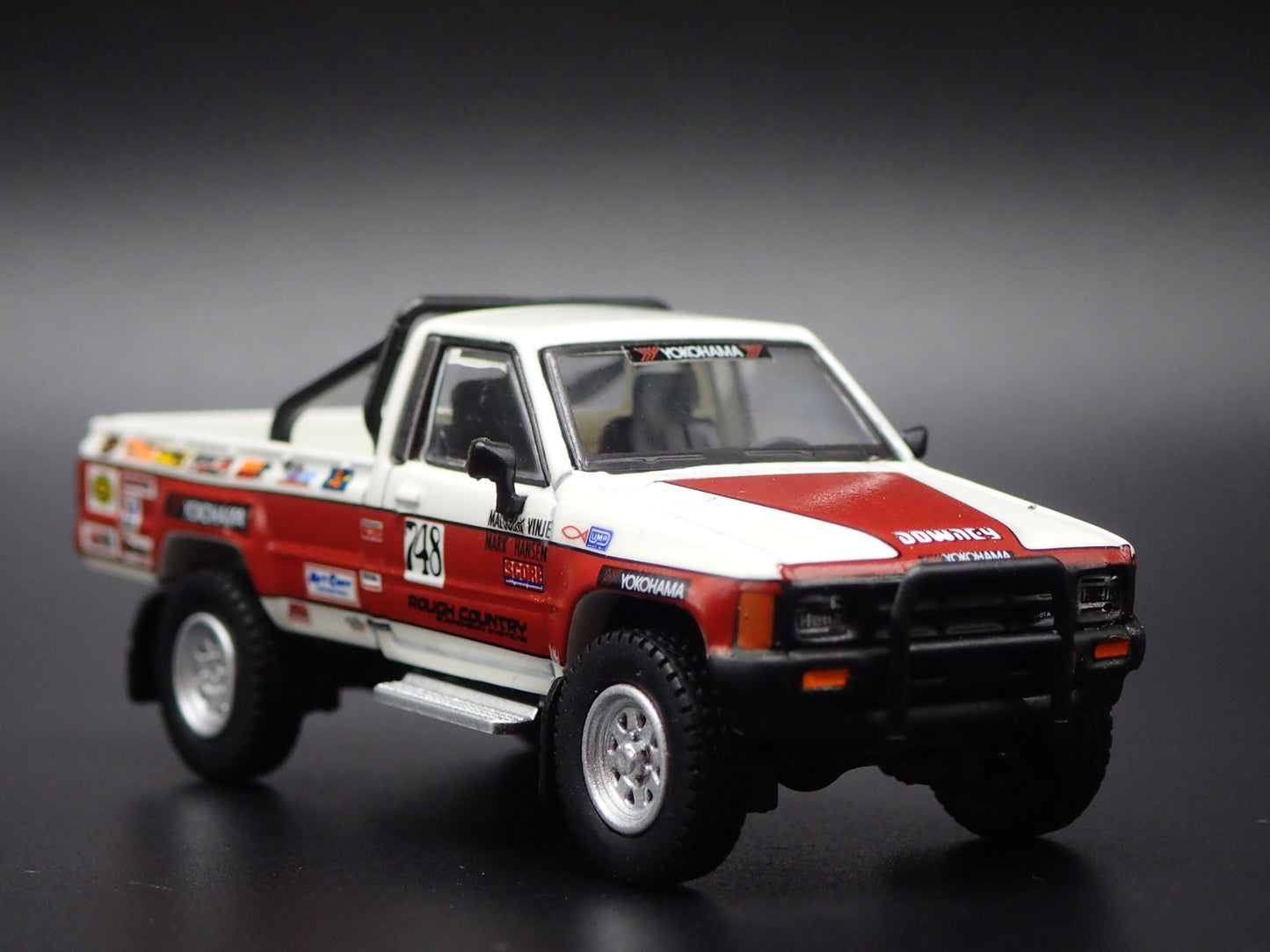 1984-1988 TOYOTA HILUX PICKUP TRUCK N60 N70 SERIES 1/64 SCALE DIECAST MODEL CAR