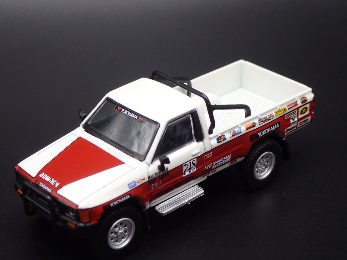 1984-1988 TOYOTA HILUX PICKUP TRUCK N60 N70 SERIES 1/64 SCALE DIECAST MODEL CAR