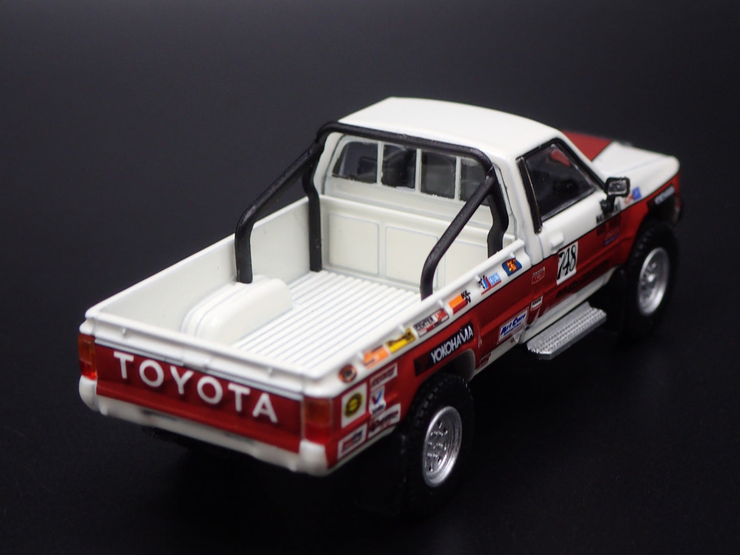 1984-1988 TOYOTA HILUX PICKUP TRUCK N60 N70 SERIES 1/64 SCALE DIECAST MODEL CAR