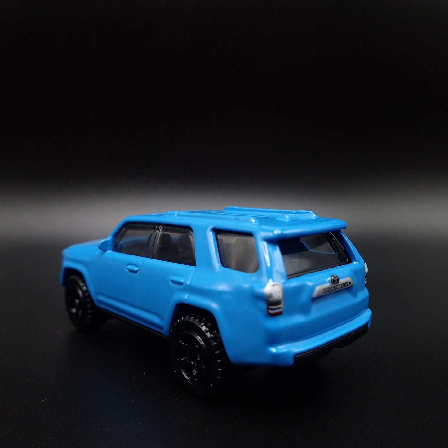 2010-2024 TOYOTA 4RUNNER SUV 1/64 SCALE COLLECTIBLE DIORAMA DIECAST MODEL TRUCK
