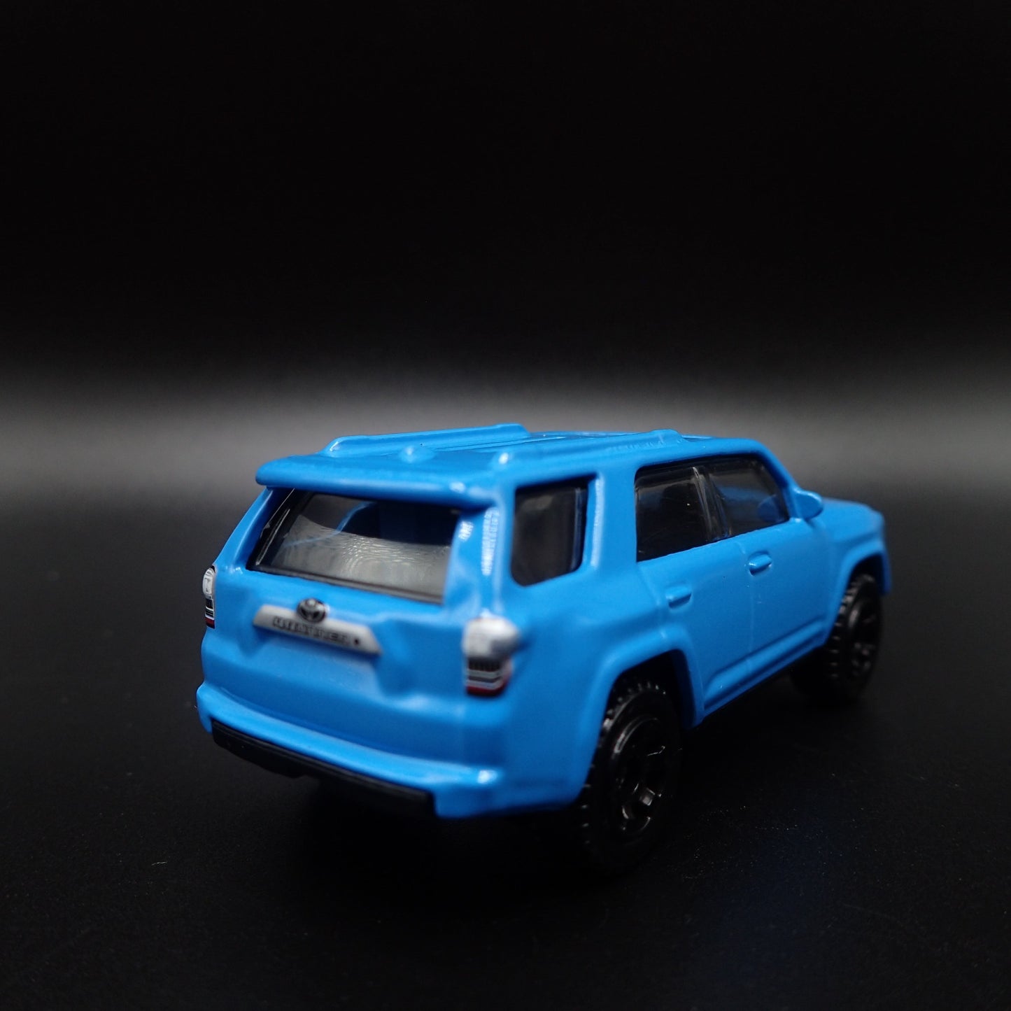 2010-2024 TOYOTA 4RUNNER SUV 1/64 SCALE COLLECTIBLE DIORAMA DIECAST MODEL TRUCK