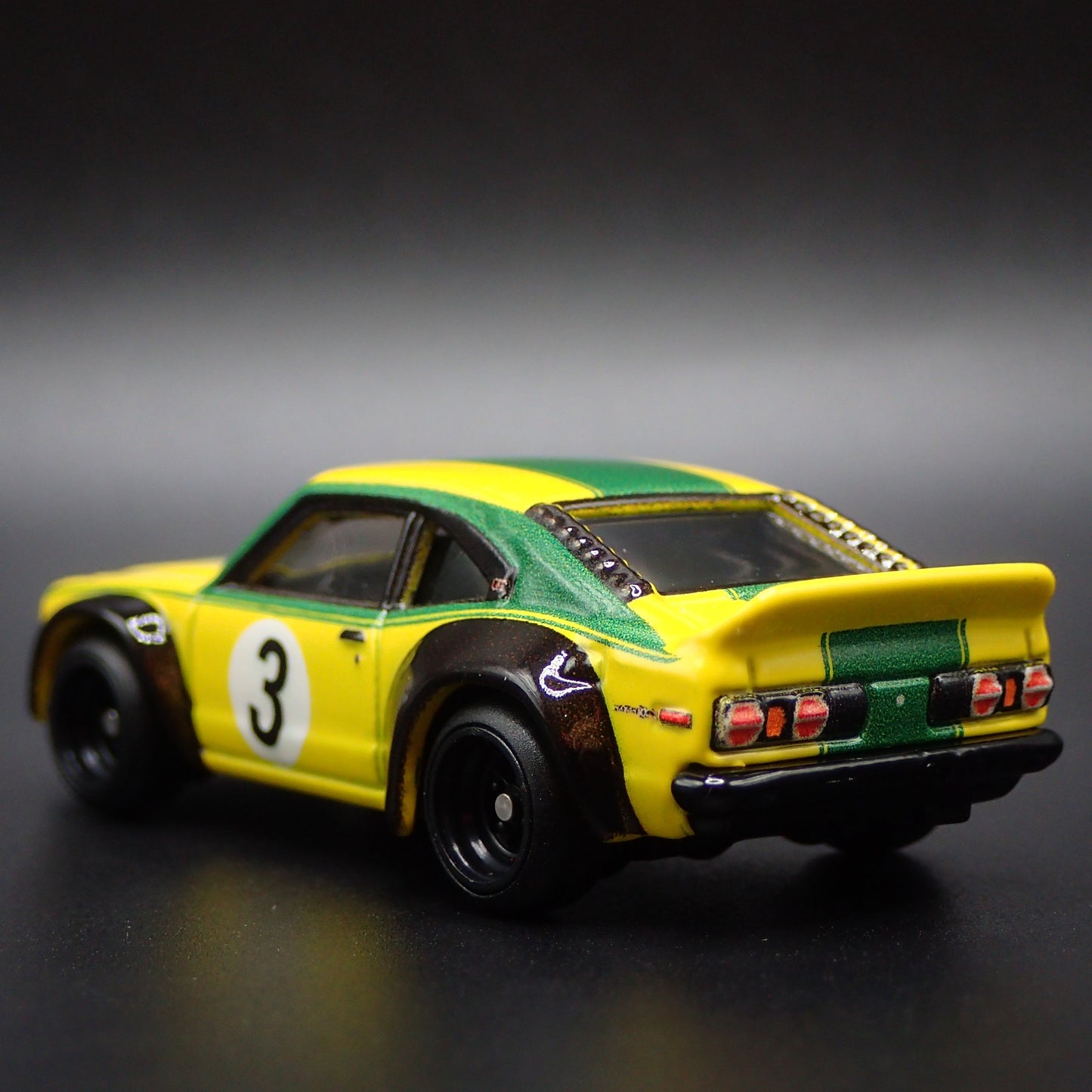 1971-1978 MAZDA RX3 JDM RACING 1:64 SCALE COLLECTIBLE DIORAMA DIECAST MODEL CAR