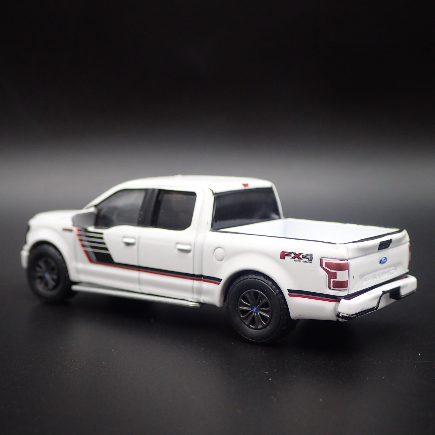 2015-2020 FORD F150 LARIAT FX4 PICKUP TRUCK WHITE 1:64 SCALE DIECAST MODEL CAR