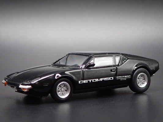 1972 72 DE TOMASO PANTERA BLACK 1:64 SCALE COLLECTIBLE DIORAMA DIECAST MODEL CAR