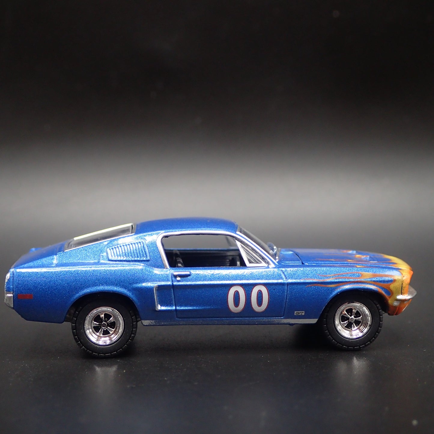 1968 68 FORD MUSTANG GT DUKES OF HAZZARD 1/64 SCALE DIORAMA DIECAST MODEL CAR