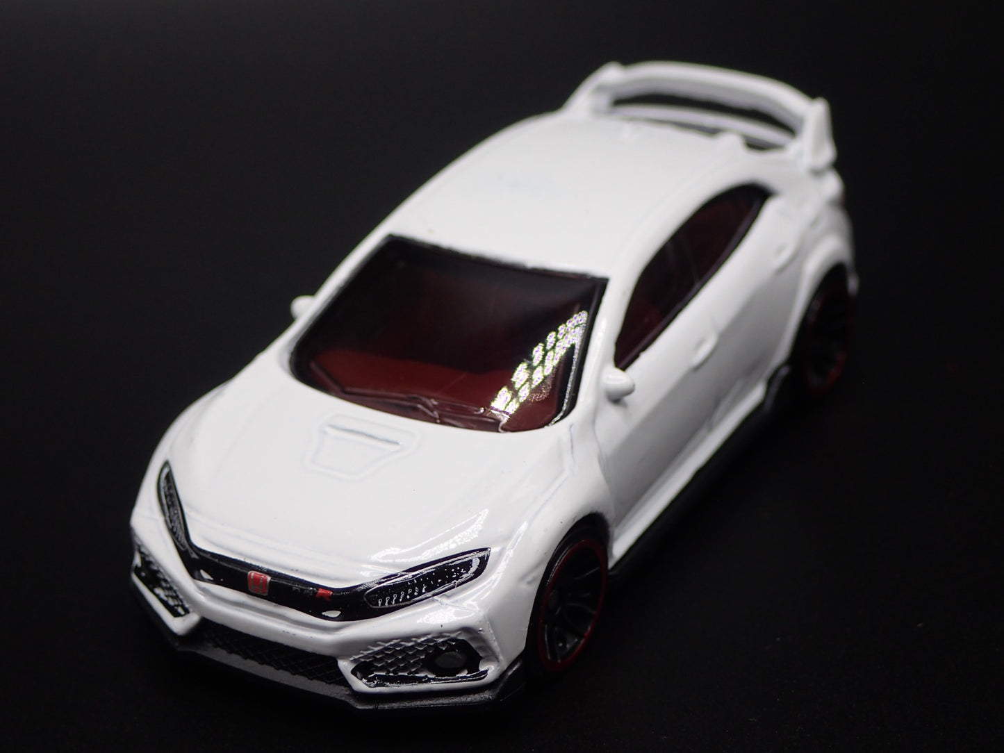 2017-2019 HONDA CIVIC TYPE R 4 FOUR DOOR 1:64 SCALE DIORAMA DIECAST MODEL CAR