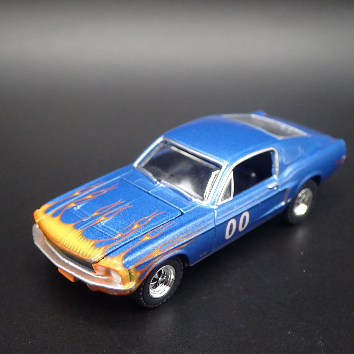 1968 68 FORD MUSTANG GT DUKES OF HAZZARD 1/64 SCALE DIORAMA DIECAST MODEL CAR