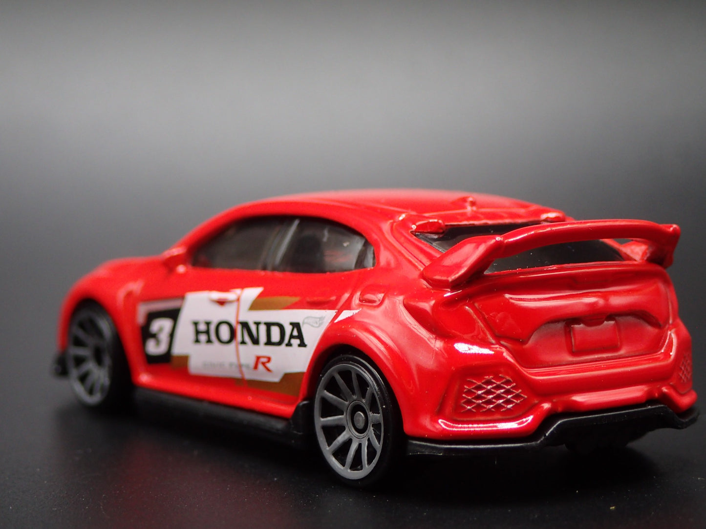 2017-2020 HONDA CIVIC TYPE R 1:64 SCALE COLLECTIBLE DIORAMA DIECAST MODEL CAR