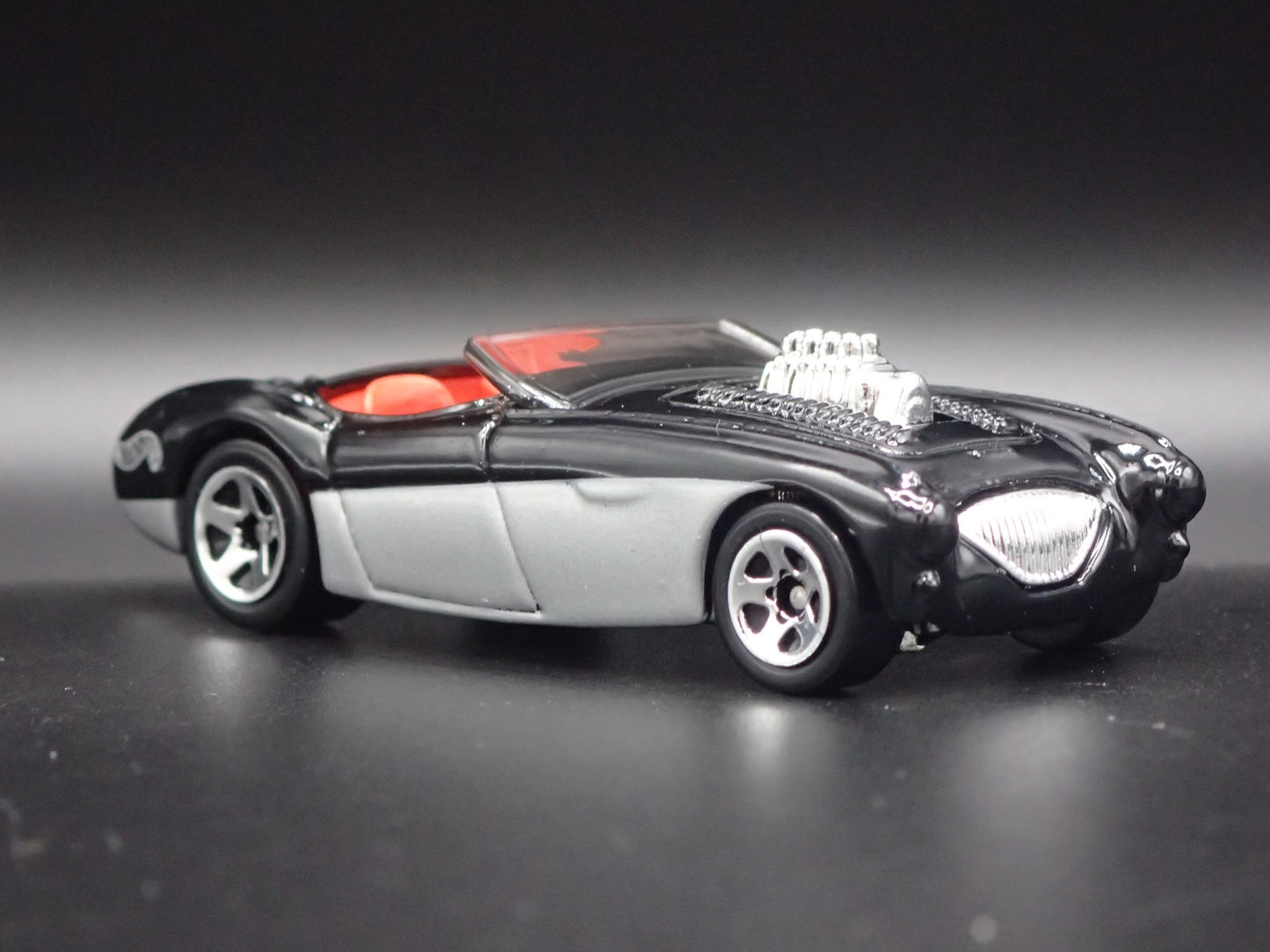 1953-1956 AUSTIN HEALEY ROADSTER CONVERTIBLE BLACK 1:64 SCALE DIECAST MODEL CAR