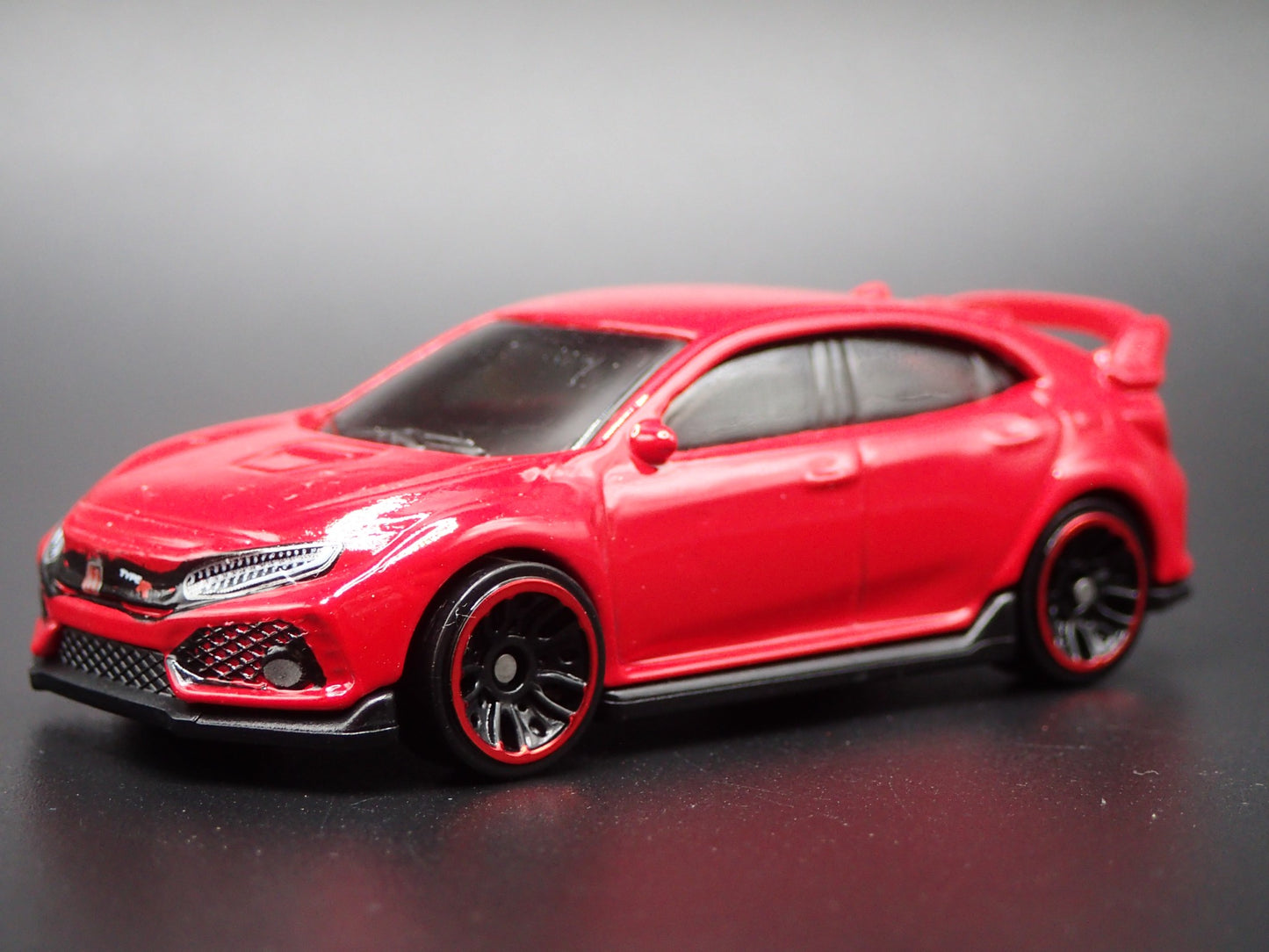 2017-2019 HONDA CIVIC TYPE R 4 FOUR DOOR 1:64 SCALE DIORAMA DIECAST MODEL CAR