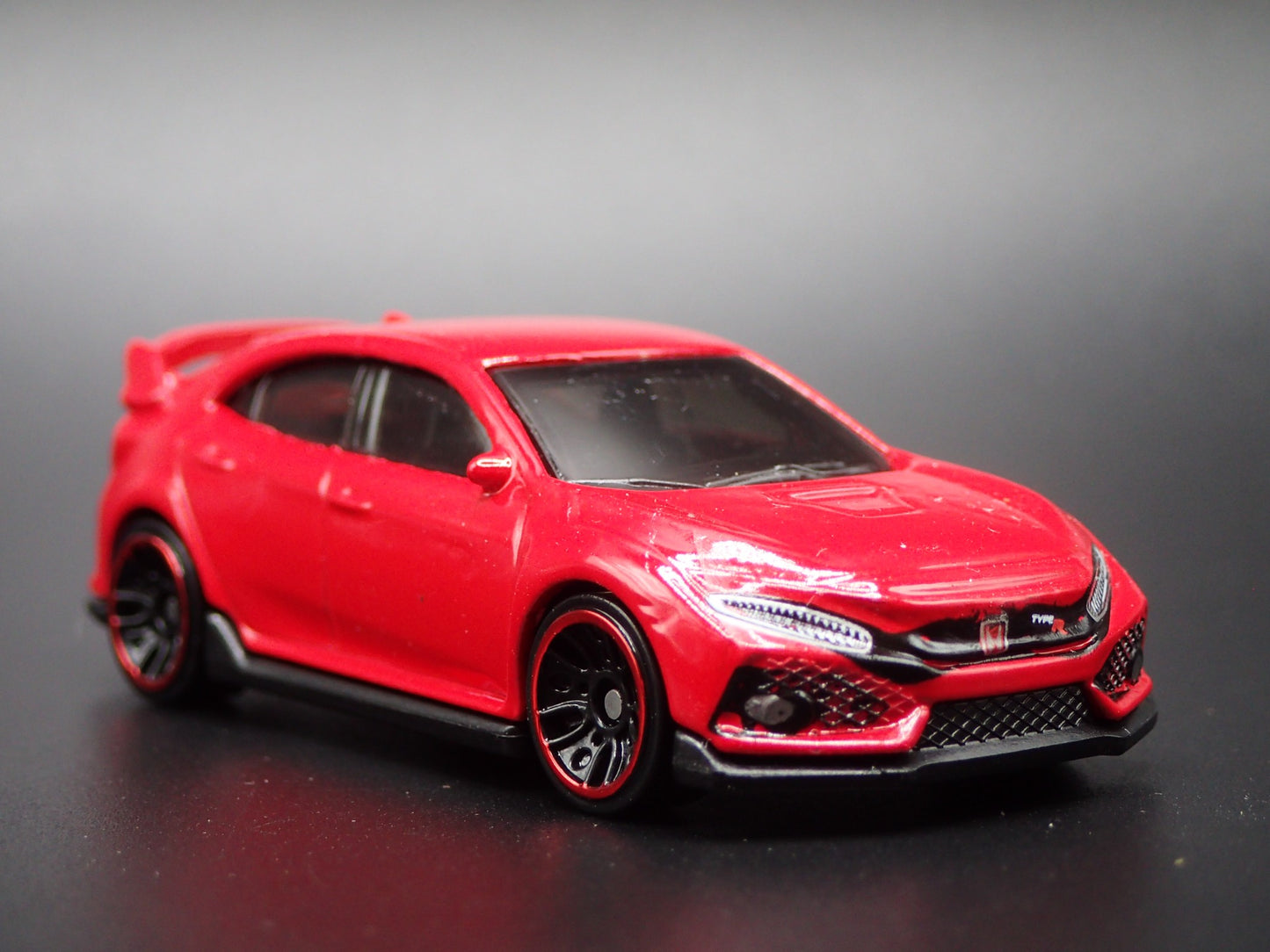 2017-2019 HONDA CIVIC TYPE R 4 FOUR DOOR 1:64 SCALE DIORAMA DIECAST MODEL CAR