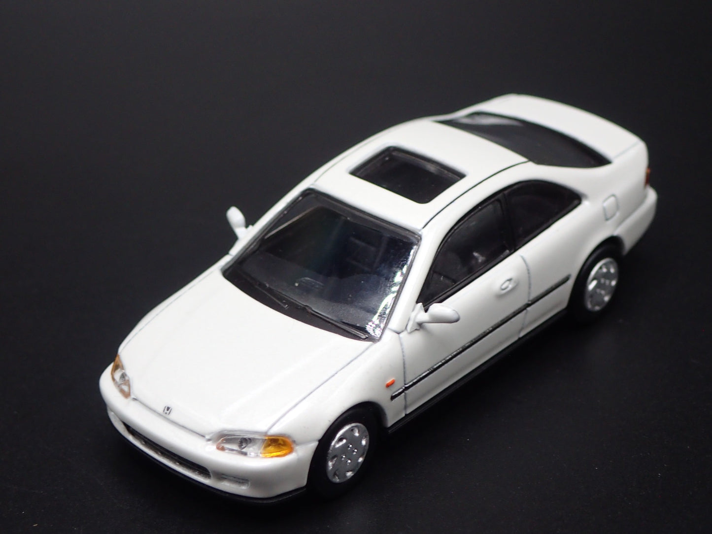1991-1995 HONDA CIVIC COUPE EJI 1:64 SCALE COLLECTIBLE DIORAMA DIECAST MODEL CAR