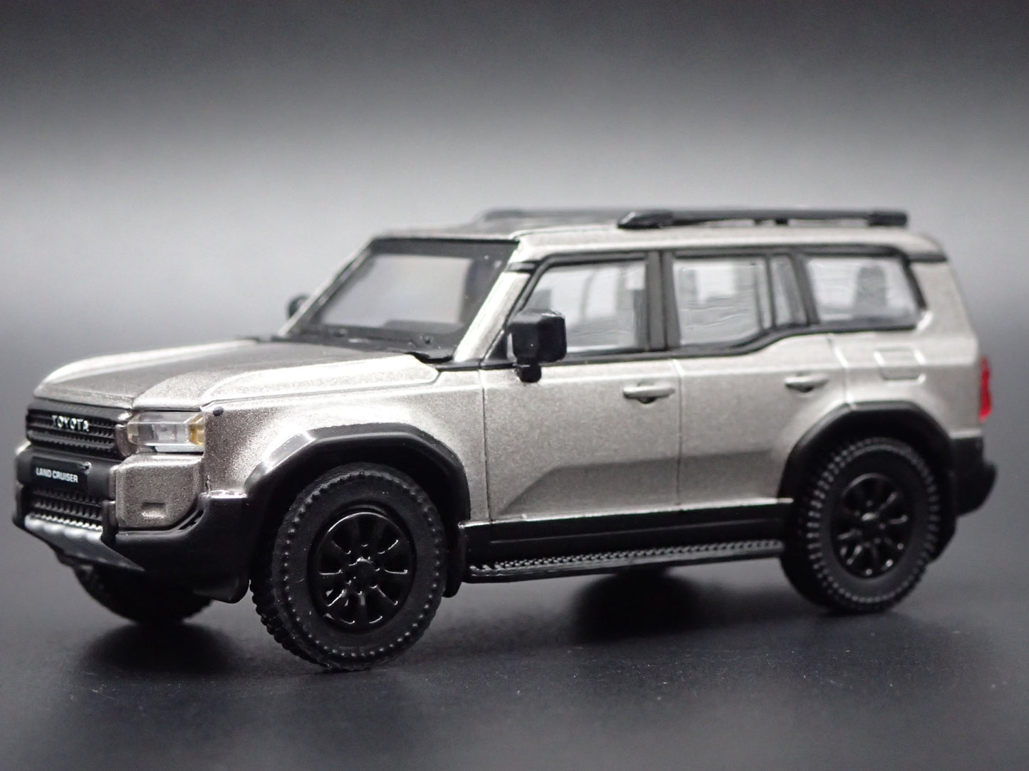 2023-2025 TOYOTA LAND CRUISER LC 250 GRAY 1/64 SCALE DIORAMA DIECAST MODEL CAR