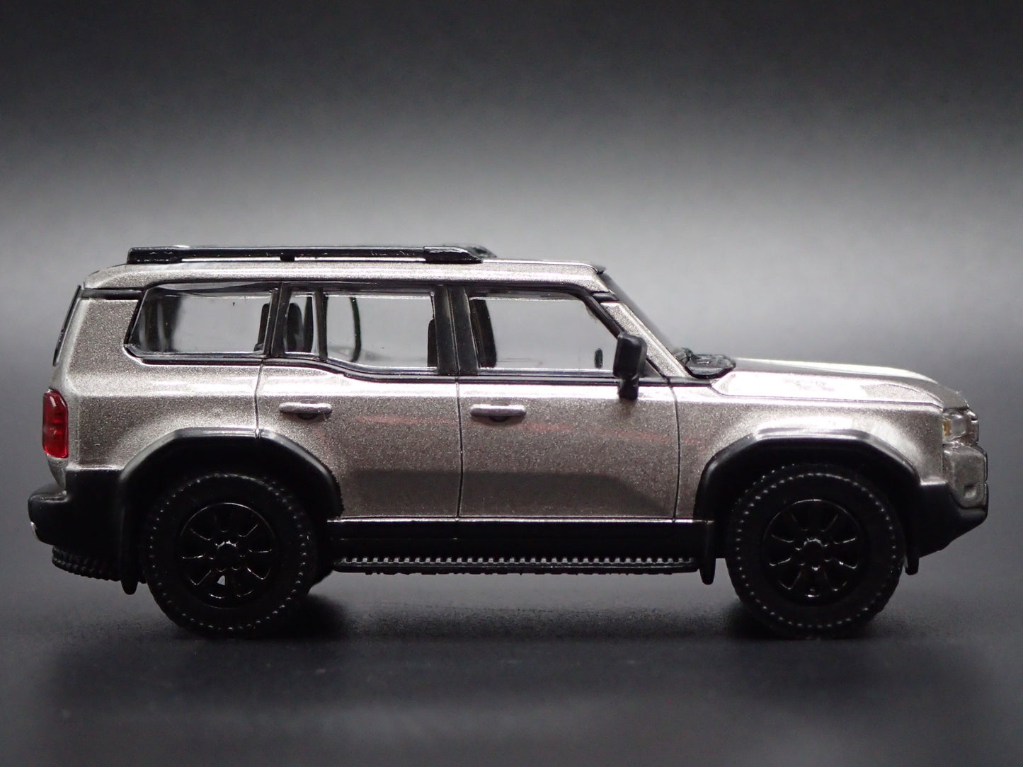 2023-2025 TOYOTA LAND CRUISER LC 250 GRAY 1/64 SCALE DIORAMA DIECAST MODEL CAR
