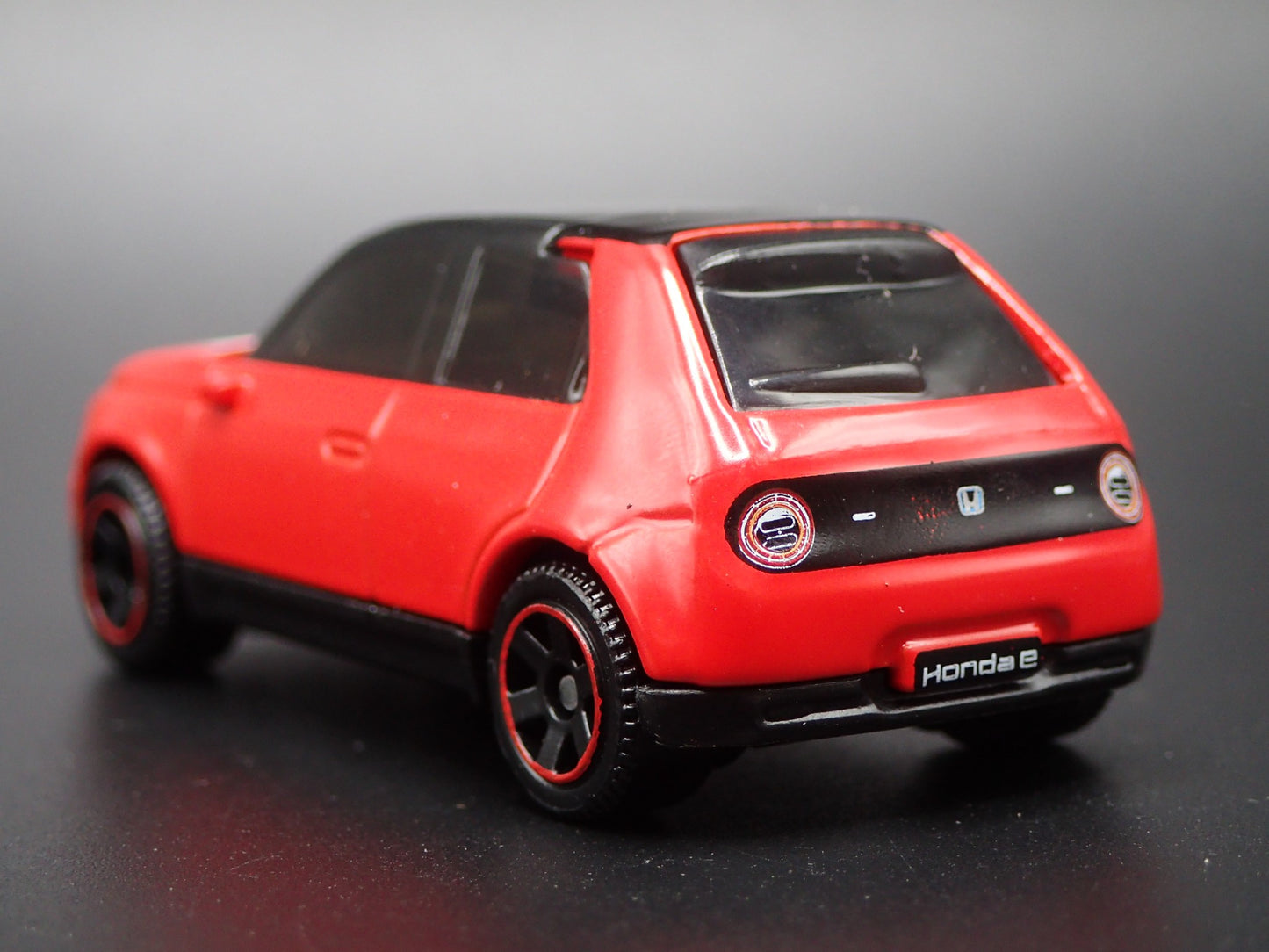 2020-2024 HONDA E ELECTRIC CAR EV RED 1:64 SCALE COLLECTIBLE DIORAMA DIECAST CAR