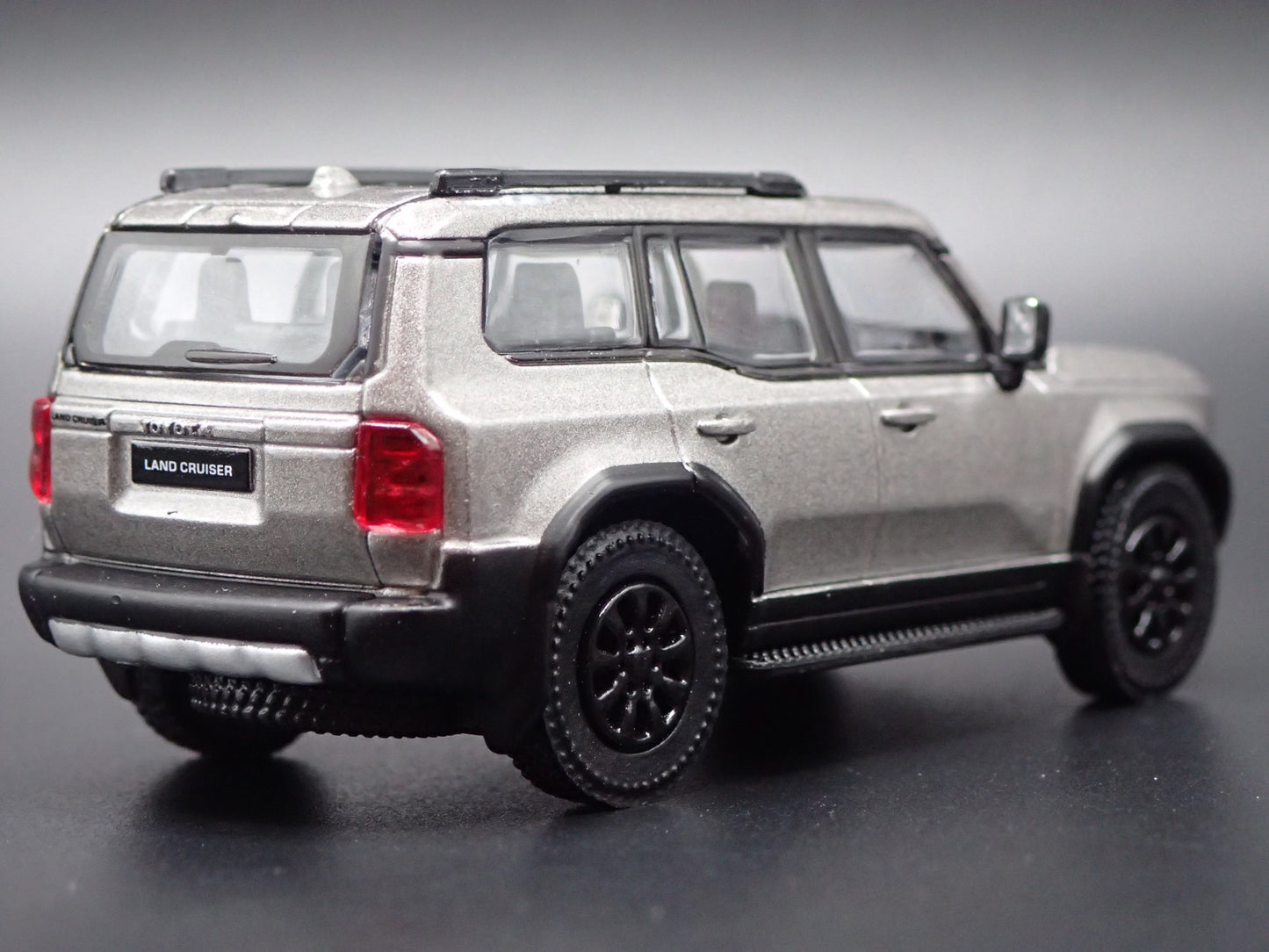 2023-2025 TOYOTA LAND CRUISER LC 250 GRAY 1/64 SCALE DIORAMA DIECAST MODEL CAR