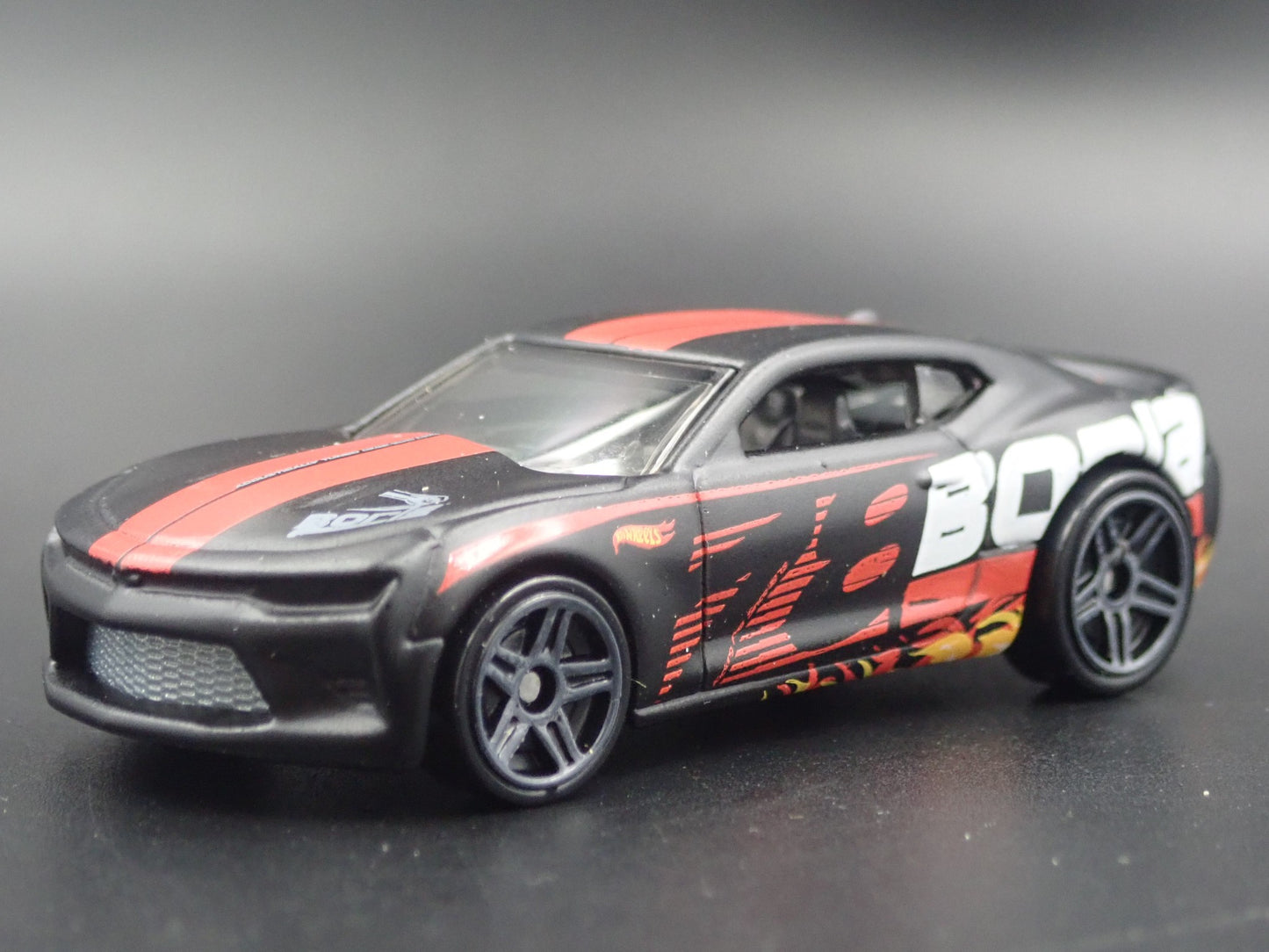 2016-2024 CHEVY CHEVROLET CAMARO SS BORLA 1:64 SCALE DIORAMA DIECAST MODEL CAR