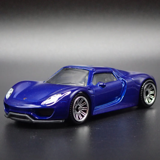 2013-2015 PORSCHE 918 SPYDER SUPER CAR RARE 1:64 SCALE DIORAMA DIECAST MODEL CAR