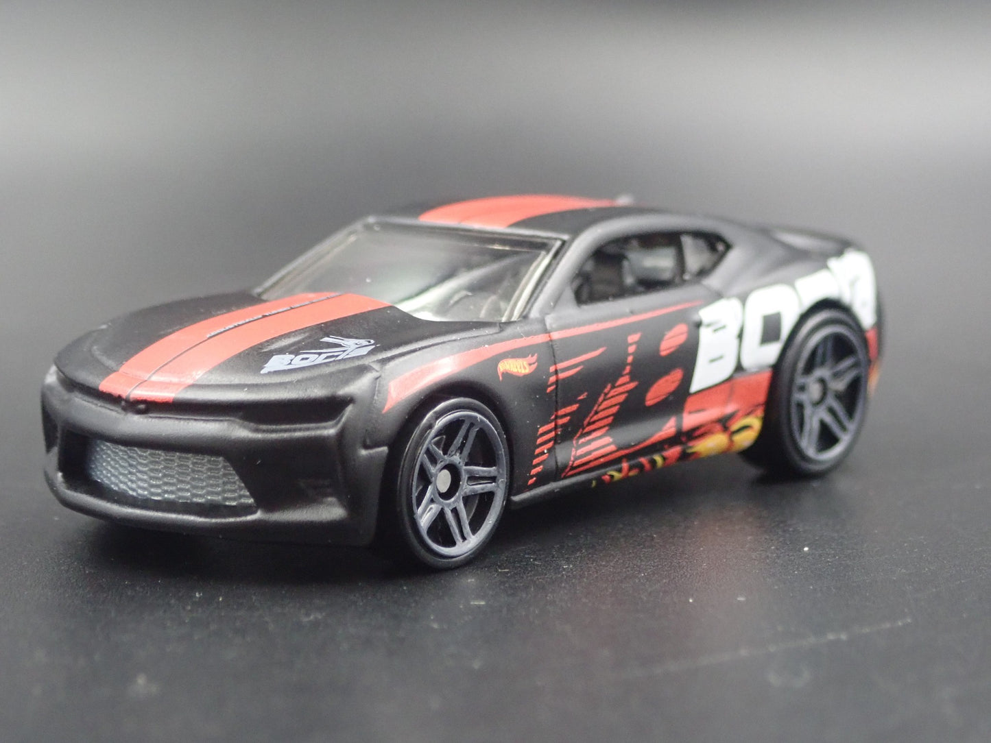 2016-2024 CHEVY CHEVROLET CAMARO SS BORLA 1:64 SCALE DIORAMA DIECAST MODEL CAR