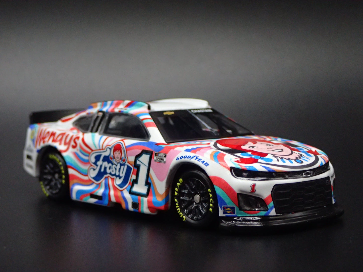 2025 25 CHEVROLET 1 ROSS CHASTAIN WENDYS FROSTY NASCAR 1:64 SCALE DIECAST CAR