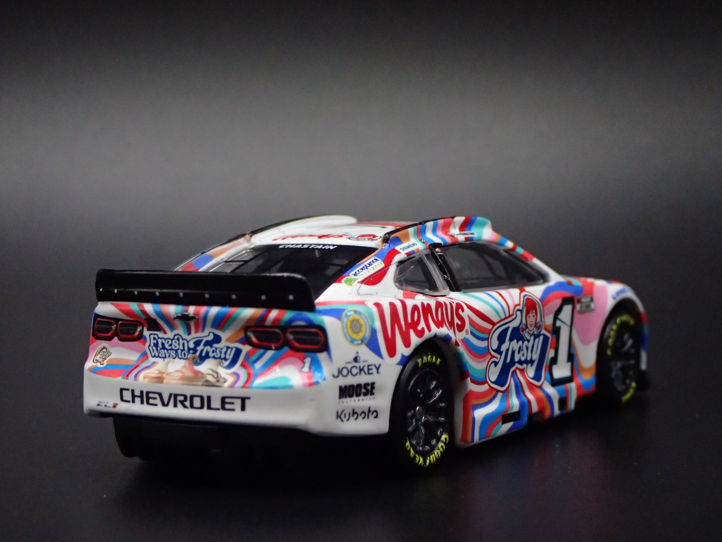 2025 25 CHEVROLET 1 ROSS CHASTAIN WENDYS FROSTY NASCAR 1:64 SCALE DIECAST CAR