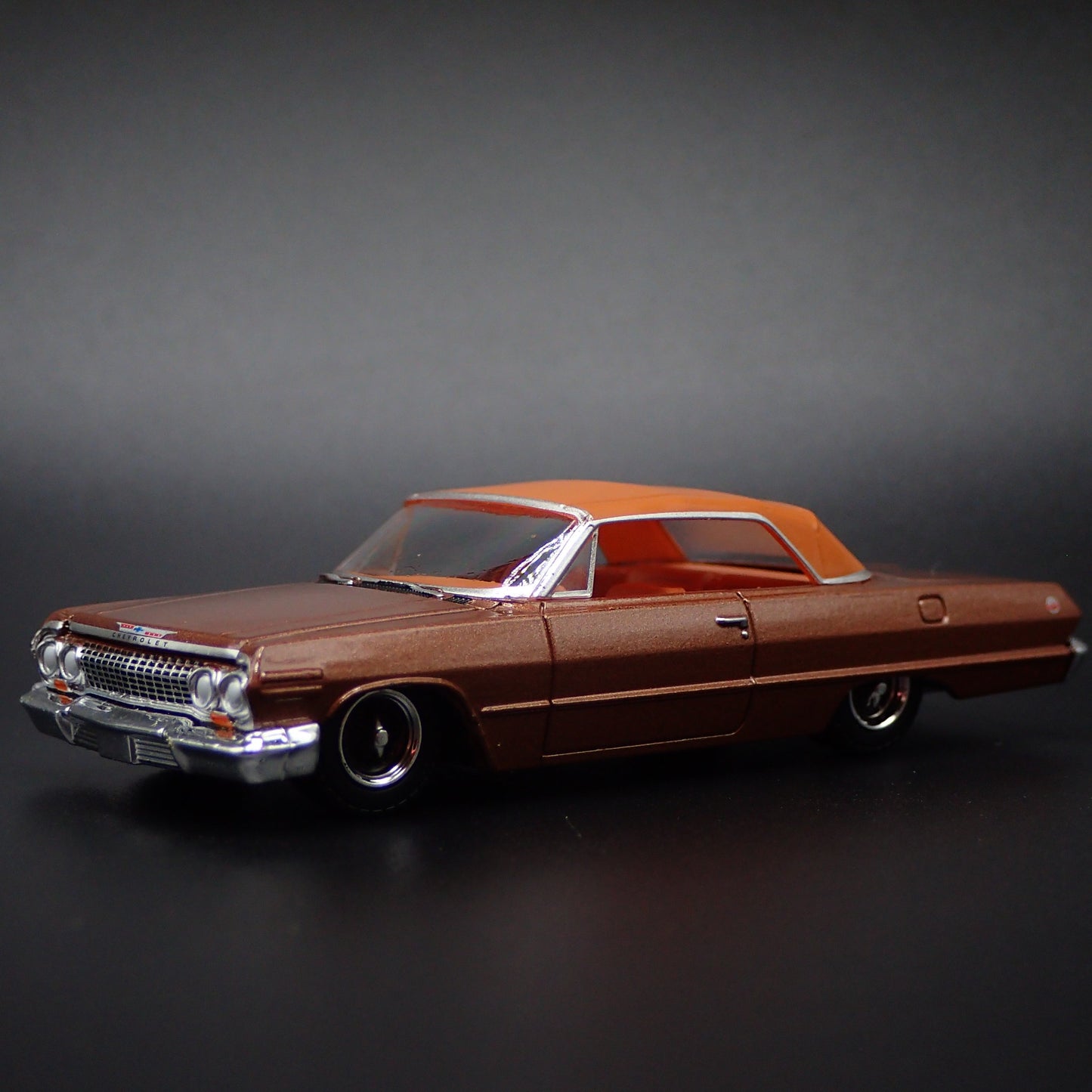 1963 63 CHEVY CHEVROLET IMPALA CONVERTIBLE 1:64 SCALE DIORAMA DIECAST MODEL CAR