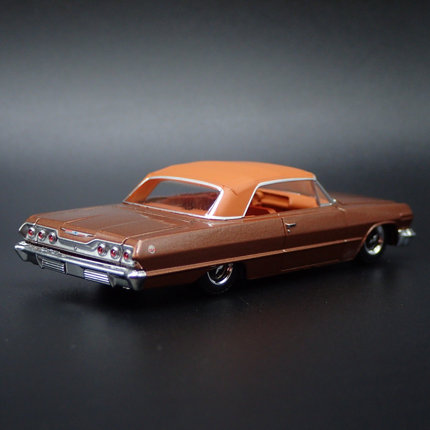 1963 63 CHEVY CHEVROLET IMPALA CONVERTIBLE 1:64 SCALE DIORAMA DIECAST MODEL CAR