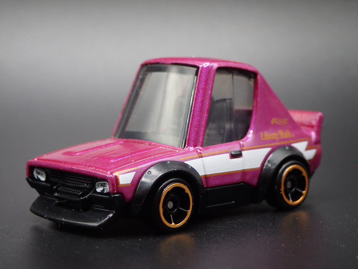 1972-1973 NISSAN SKYLINE 2000 GTR LBWK TOONED 1:64 SCALE  DIECAST MODEL CAR