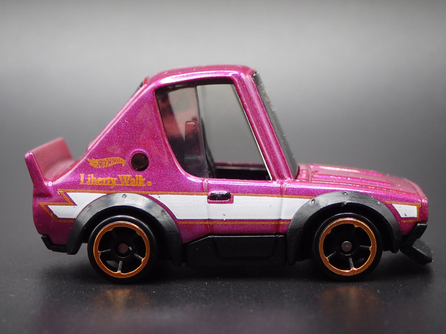 1972-1973 NISSAN SKYLINE 2000 GTR LBWK TOONED 1:64 SCALE  DIECAST MODEL CAR