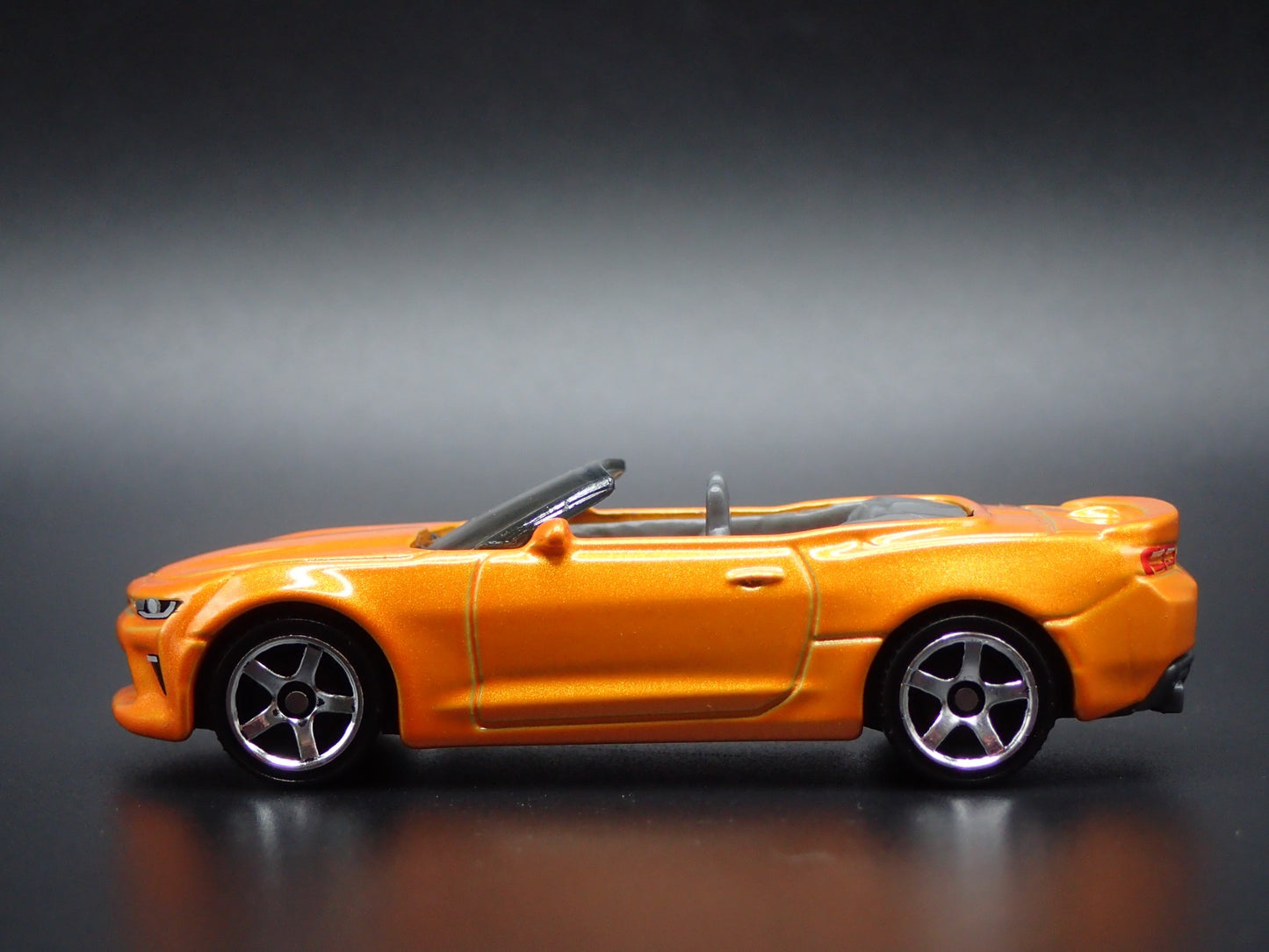 2016-2024 CHEVY CHEVROLET CAMARO CONVERTIBLE ORG 1/64 SCALE DIECAST MODEL CAR