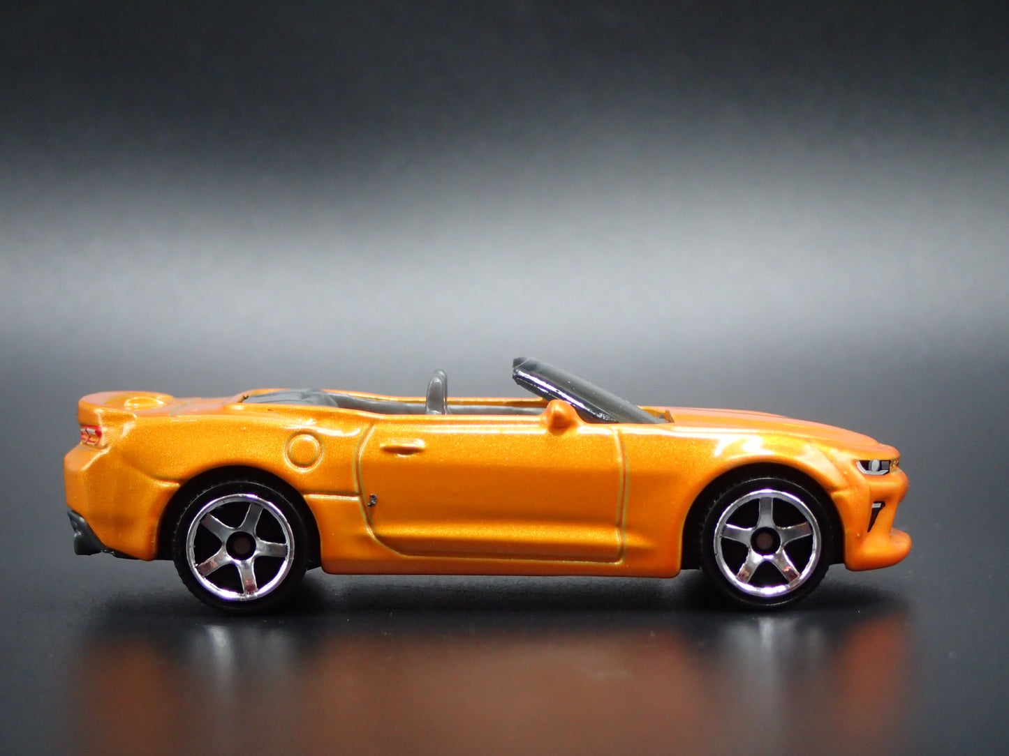 2016-2024 CHEVY CHEVROLET CAMARO CONVERTIBLE ORG 1/64 SCALE DIECAST MODEL CAR