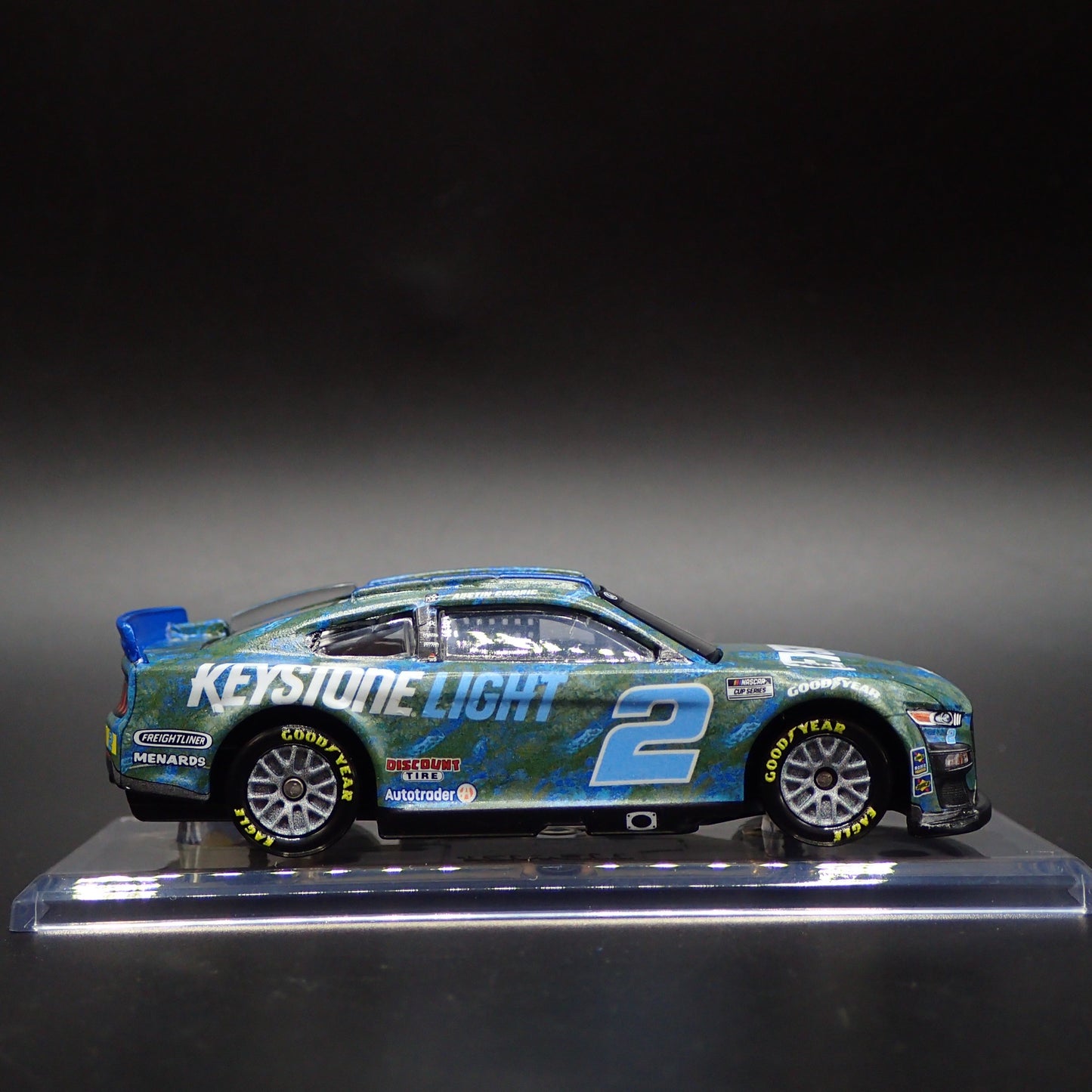 2022 FORD MUSTANG #2 AUSTIN CINDRIC KEYSTONE LIGHT NASCAR 1:64 SCALE DIECAST CAR
