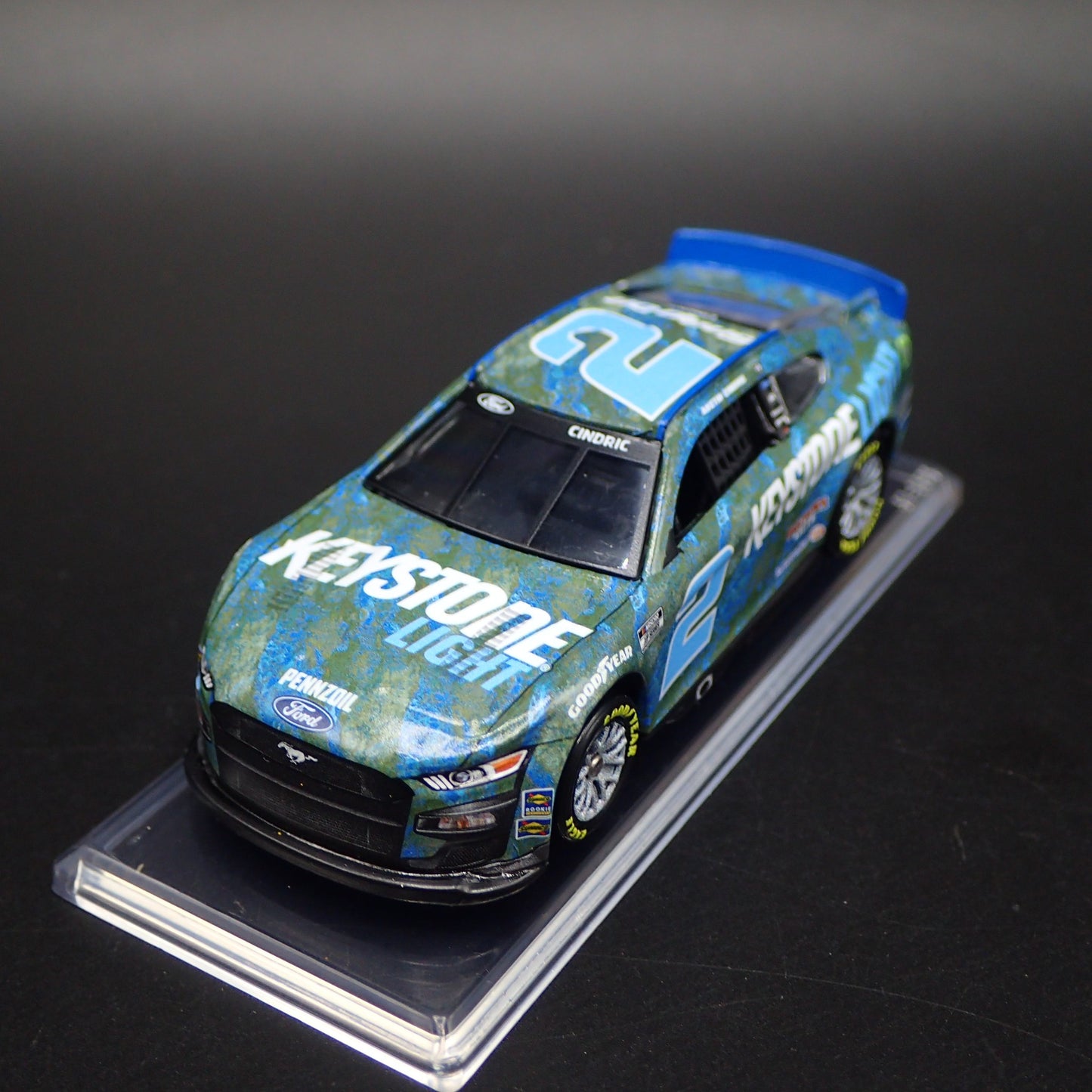 2022 FORD MUSTANG #2 AUSTIN CINDRIC KEYSTONE LIGHT NASCAR 1:64 SCALE DIECAST CAR