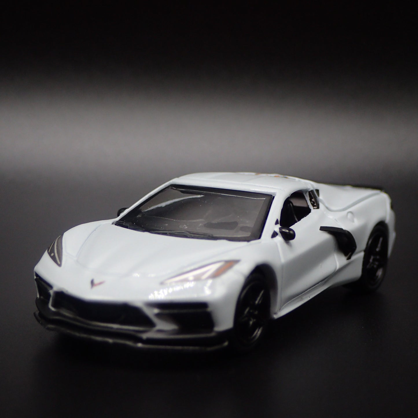 2020-2025 CHEVY CHEVROLET CORVETTE STINGRAY C8 1:64 SCALE DIECAST MODEL CAR