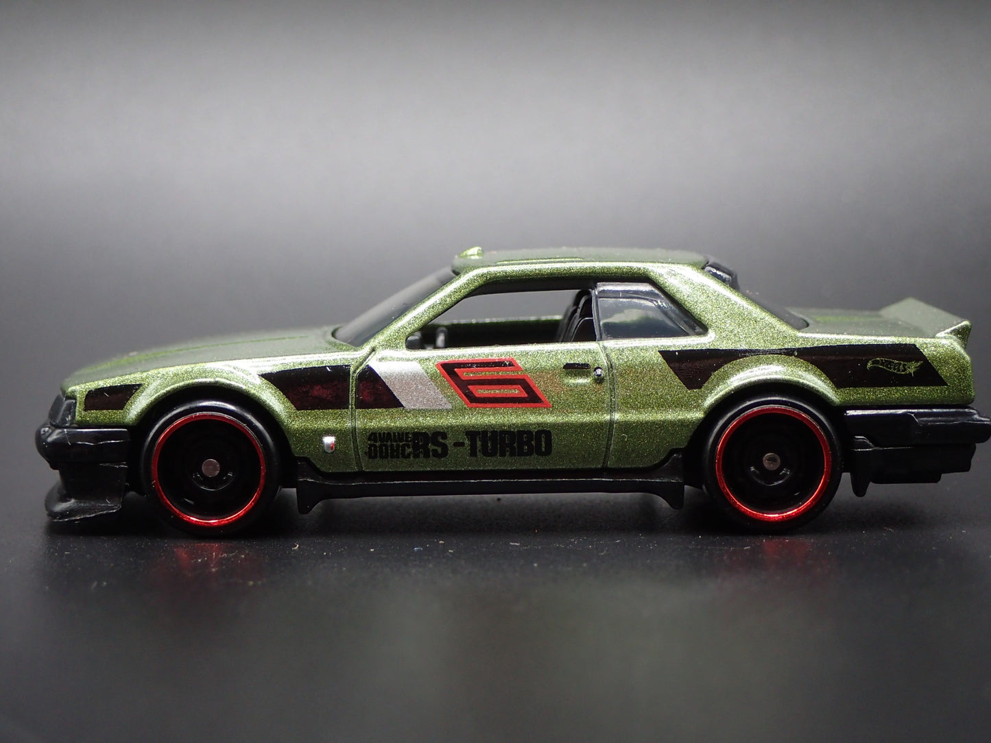 1981-1985 NISSAN SKYLINE RS R30 KDR30 1:64 SCALE COLLECTIBLE DIECAST MODEL CAR