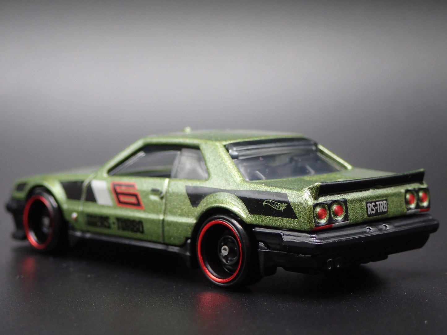 1981-1985 NISSAN SKYLINE RS R30 KDR30 1:64 SCALE COLLECTIBLE DIECAST MODEL CAR