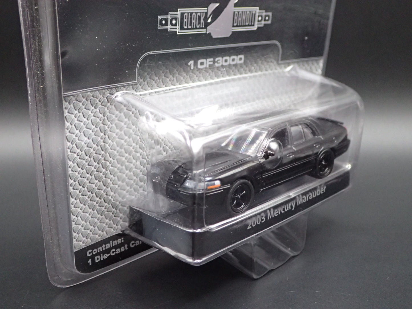 2011 GREENLIGHT BLACK BANDIT 6 2003 MERCURY MARAUDER BLACK 1/64 VERY RARE