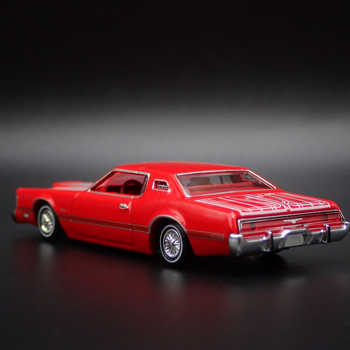 1973 73 FORD THUNDERBIRD LOWRIDER RED 1:64 SCALE COLLECTIBLE DIECAST MODEL CAR