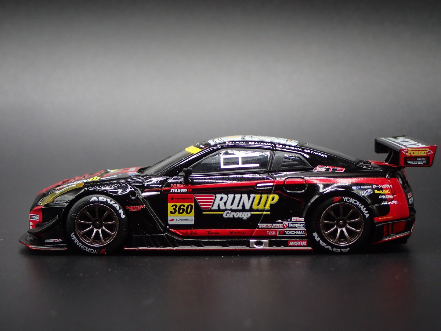 NISSAN GTR R35 NISMO GT3 #360 RUNUP RIVAUX TOMEI 1:64 SCALE DIECAST MODEL CAR